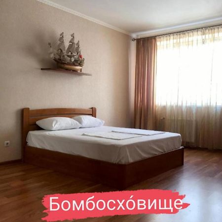 Apartments & Vernissage On Kostandi Street 오데사 외부 사진
